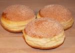 3 Krapfen Zucker (zusammen ~165g)